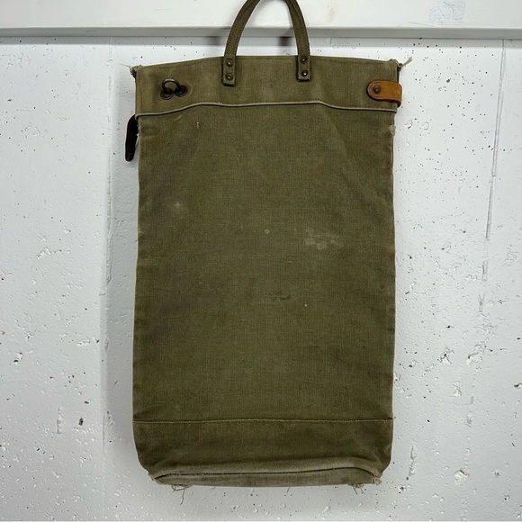 WWII 1940’s US Army Herkert Meisel Trunk Co Security Canvas and Leather Mail Bag - Picture 4 of 16